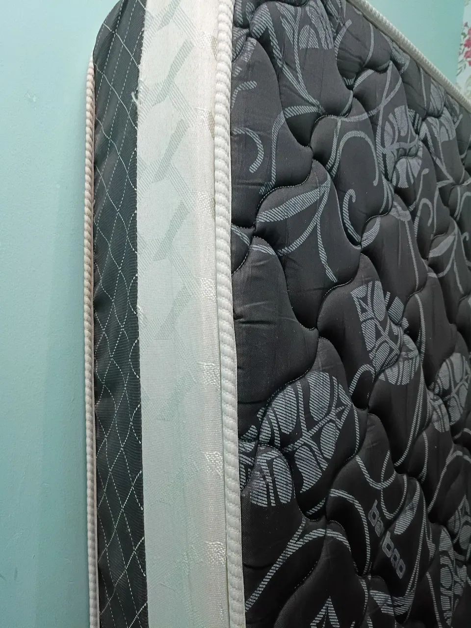 vendo uma cama e uma colchão de solteiro - Foto 2