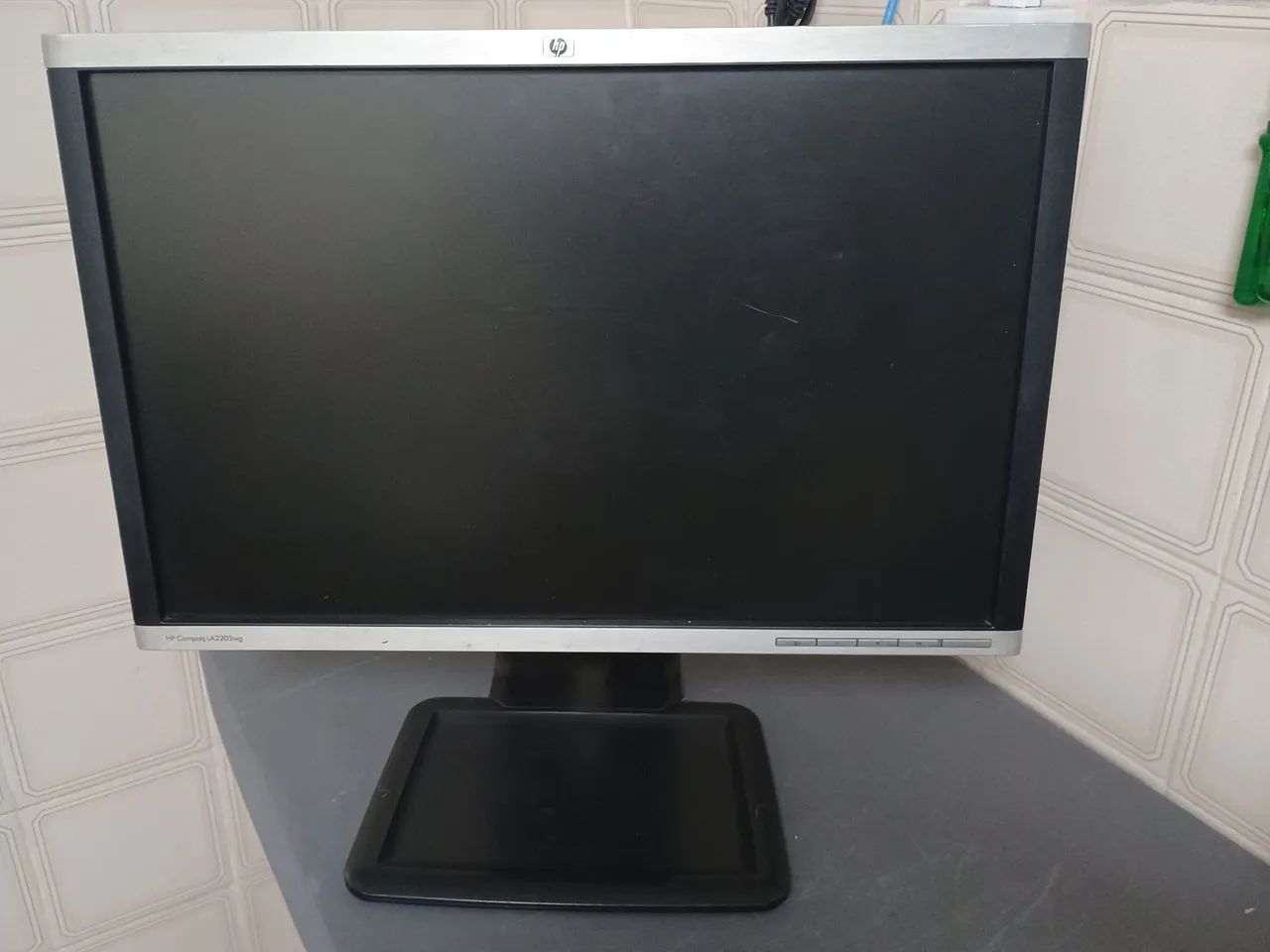 Monitores HP 22POL