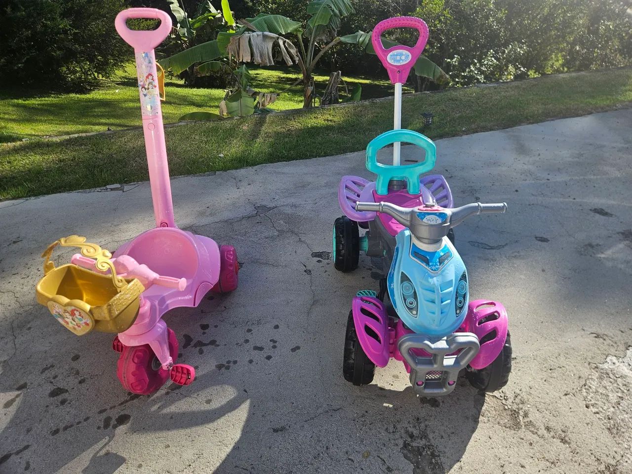 Motoca e Jipe infantil (Feminino)