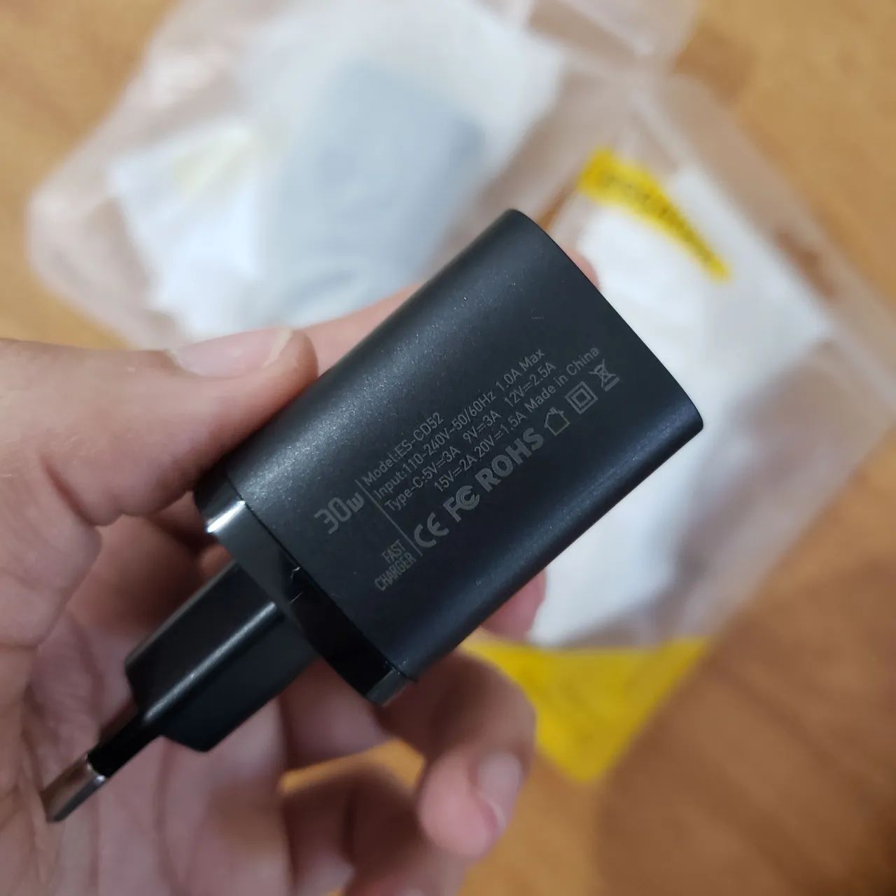 Carregador Tipo C 30W GaN Essager Android e iPhone - Foto 4