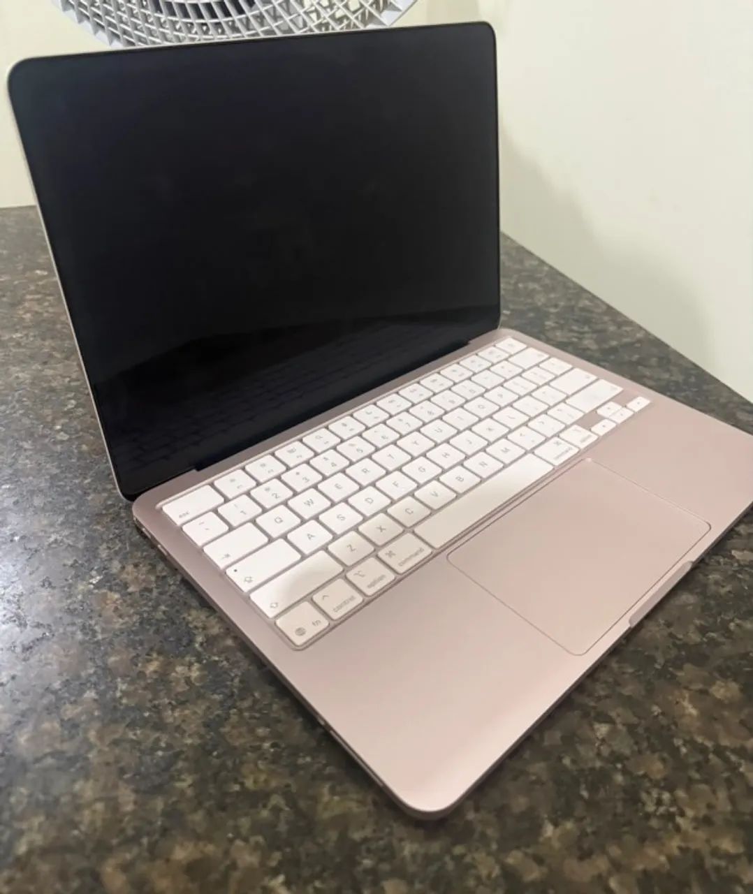 Macbook Neo Apple 13"Chip A18 - Cor BLUSH - Foto 2