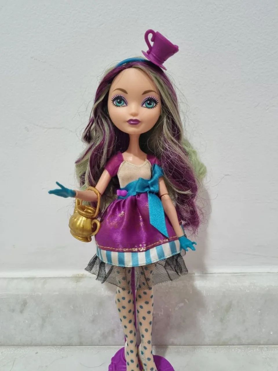boneca é a Madeline Hatter - Foto 2
