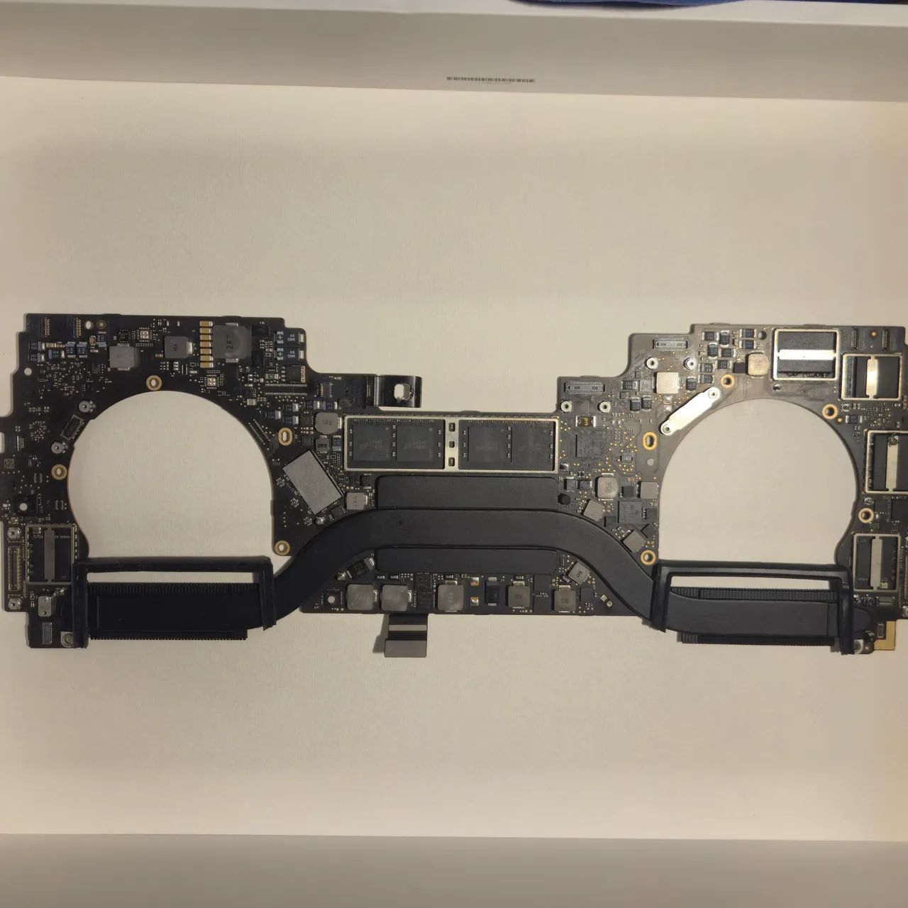 Placa mãe macbook a1706 