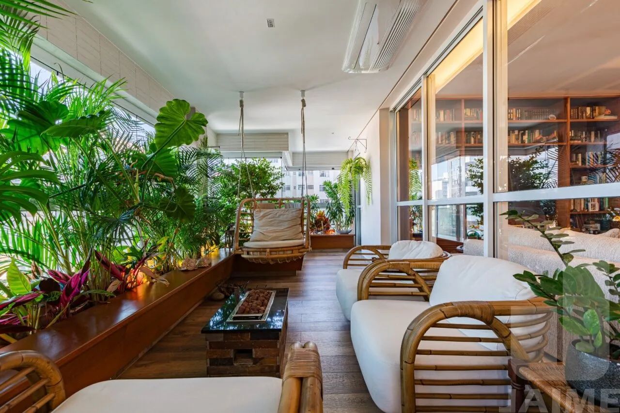 Lindo apartamento com 3 dormitórios sendo 3 suítes e 4 vagas - Paraíso