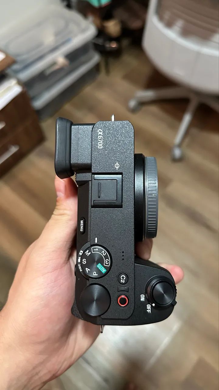 Sony A6700 