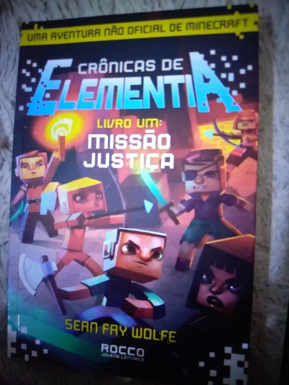 Livro Crônicas de Elementia