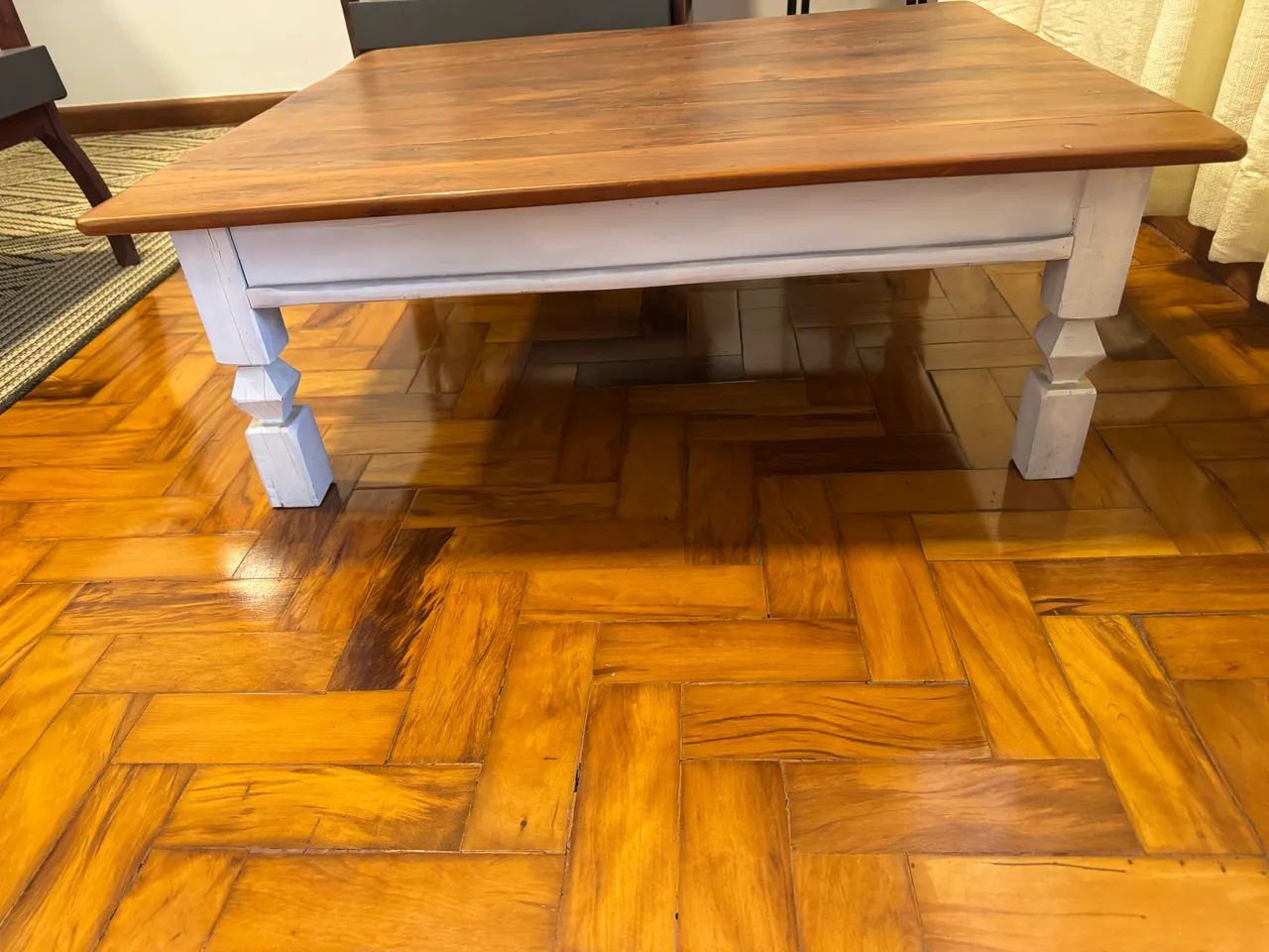Mesa de centro de madeira - Foto 2