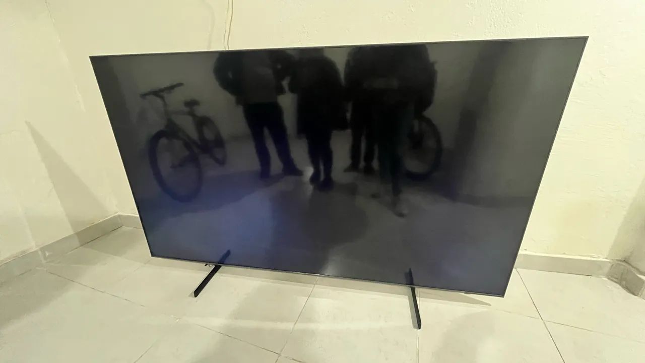 Tv Samsung 85 com defeito 