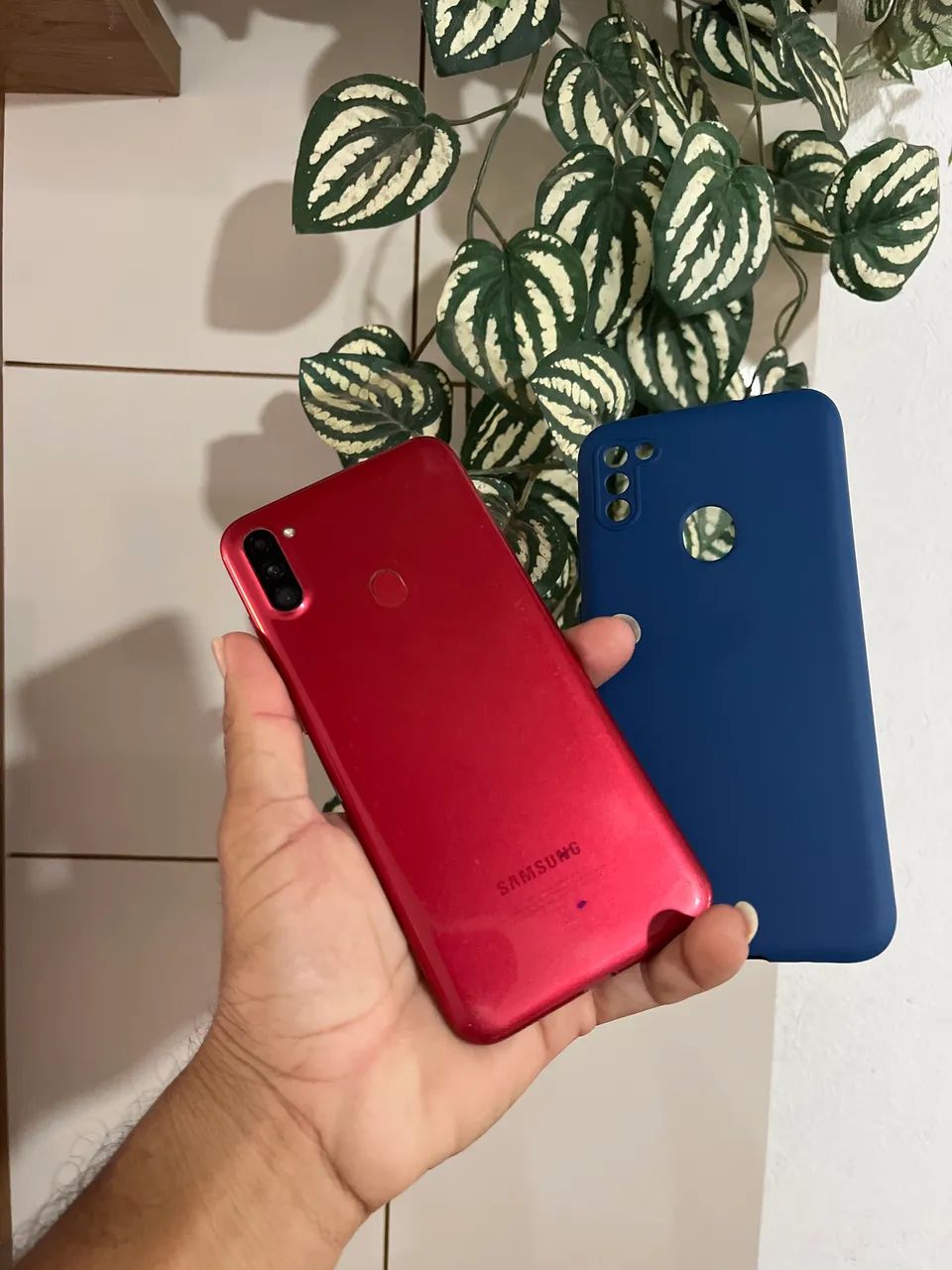Vendo Samsung Galaxy A11 de 64gb em ótimas condições já com capa e película 3D  - Foto 3