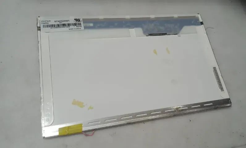 Tela Lcd Notebook 14 Polegadas M141nww1 (Usado) - Foto 2