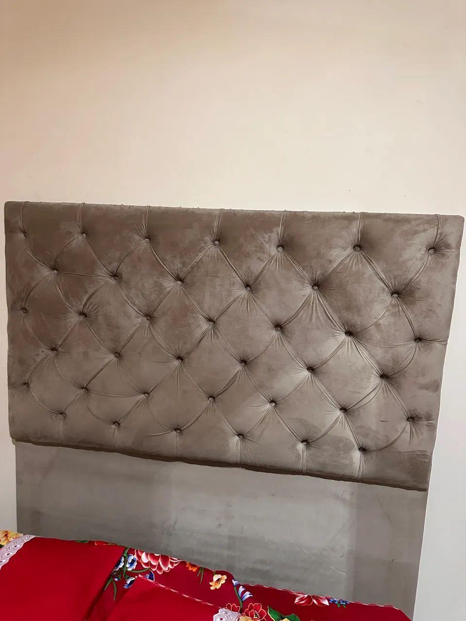 Cabeceira Estofada para Cama de Casal - Suede Capitonê 