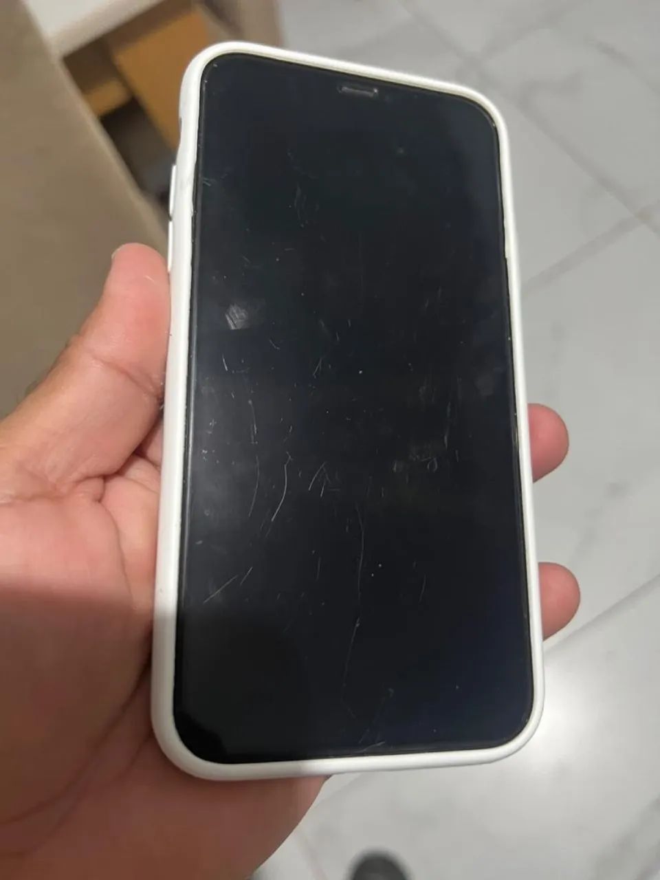 iPhone 11 / 64GB - Foto 4