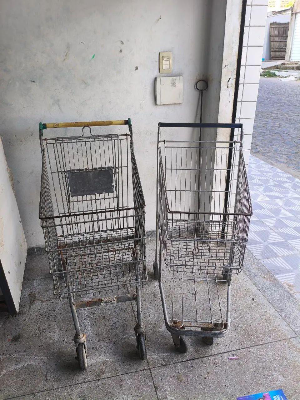 Carinhos usados de supermercado  - Foto 3