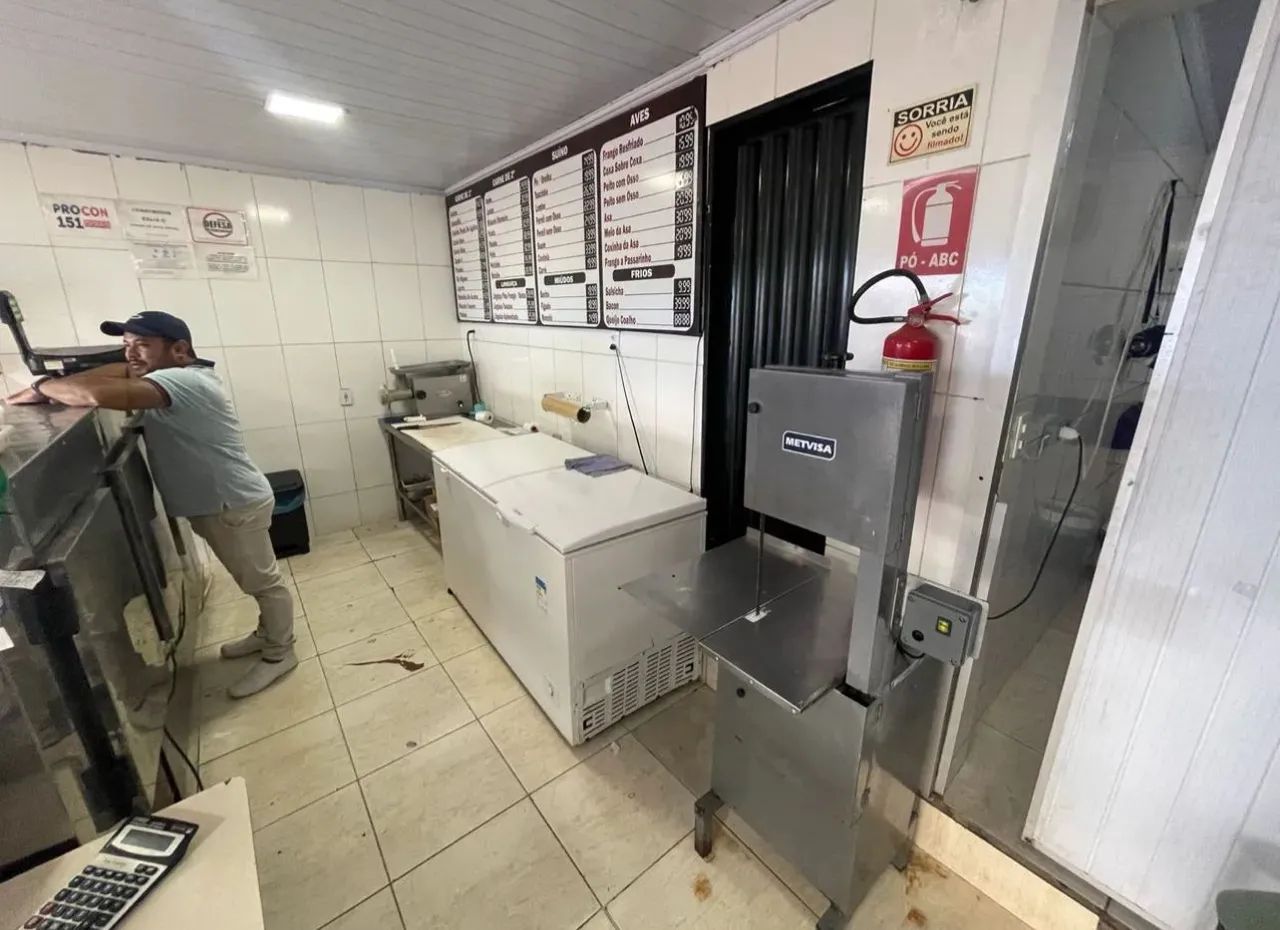 VENDO CASA DE CARNE URGENTE   - Foto 4