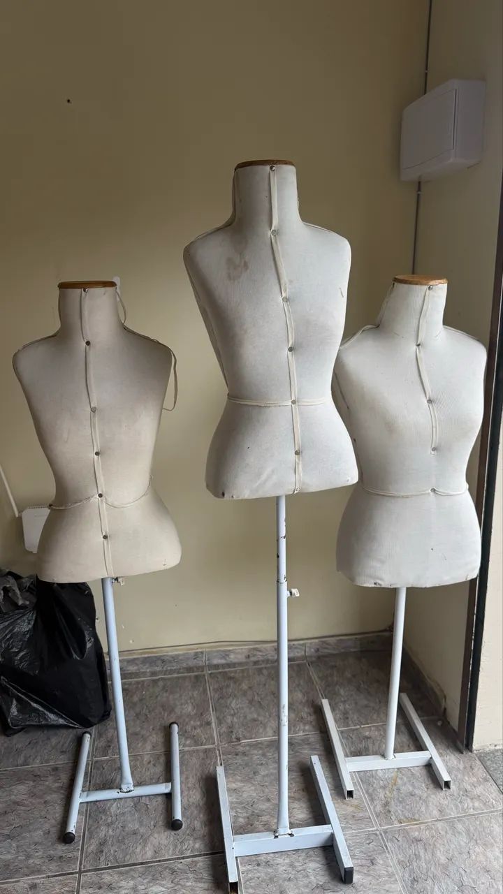 3 MANEQUINS DE LOJA À VENDA  - Foto 2