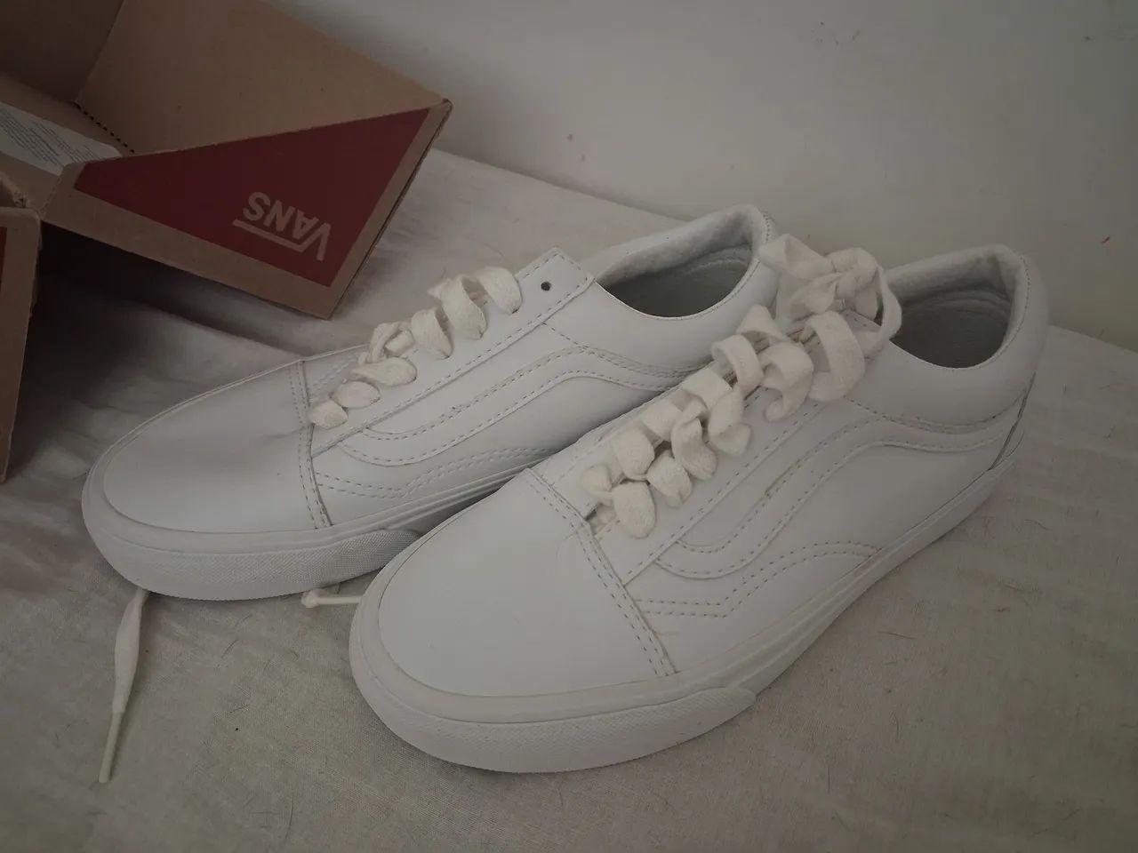Tênis VANS NUNCA USADO - Foto 3