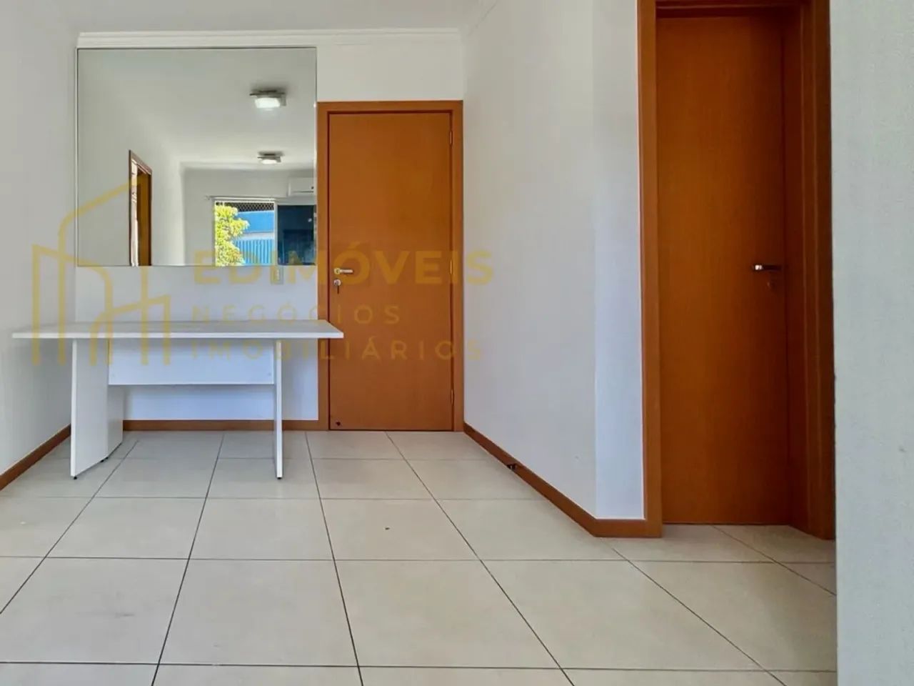 Venha Conhecer: Apartamento com Varanda e Cozinha Funcional em Serra. - Foto 3