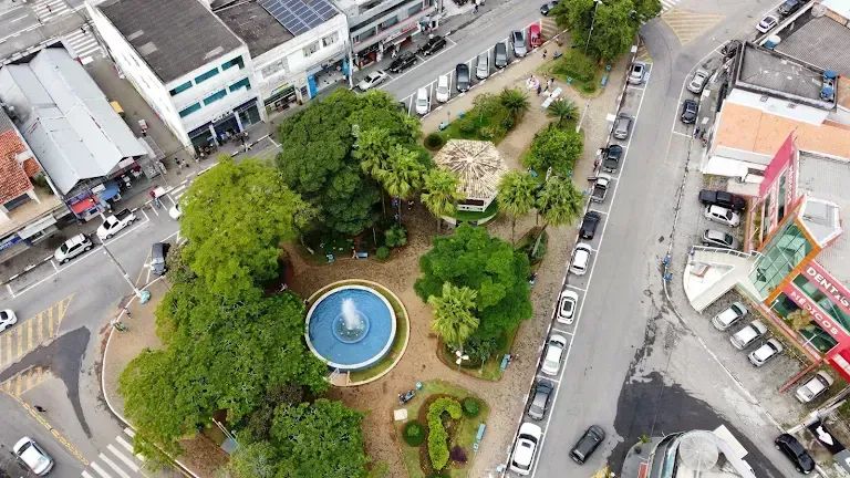 PONTO COMERCIAL PARA LOCAÇÃO  CENTRO DE ARUJÁ | PRAÇA DO CORETO