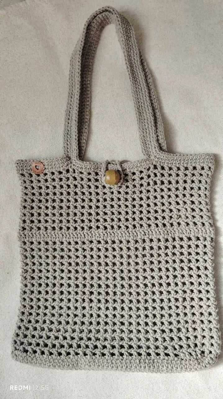 Bolsa de crochê feito a mão nova - Foto 2