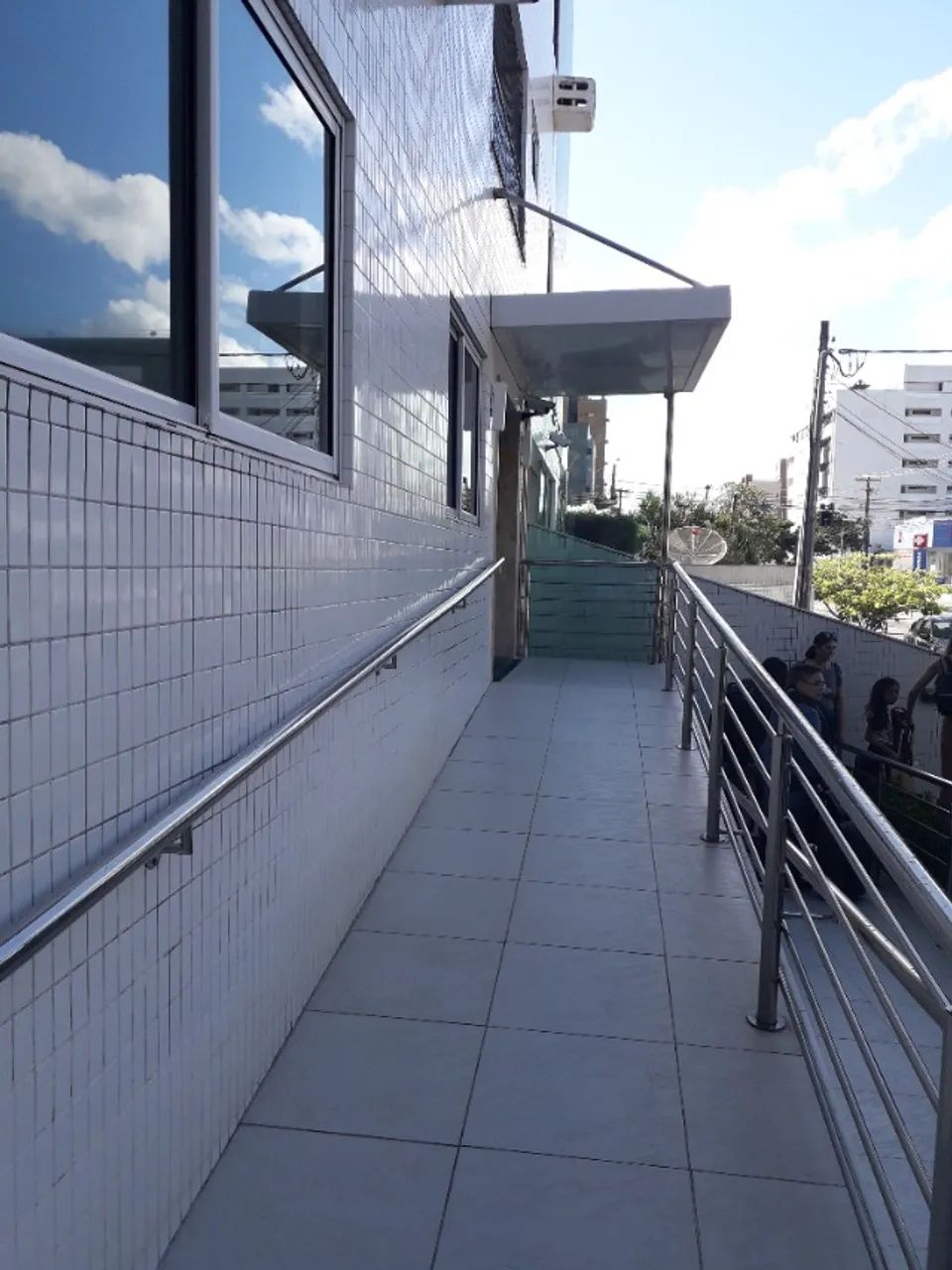 Alugo apto mobiliado com um quarto em Tambaú, 200m do mar - Foto 3