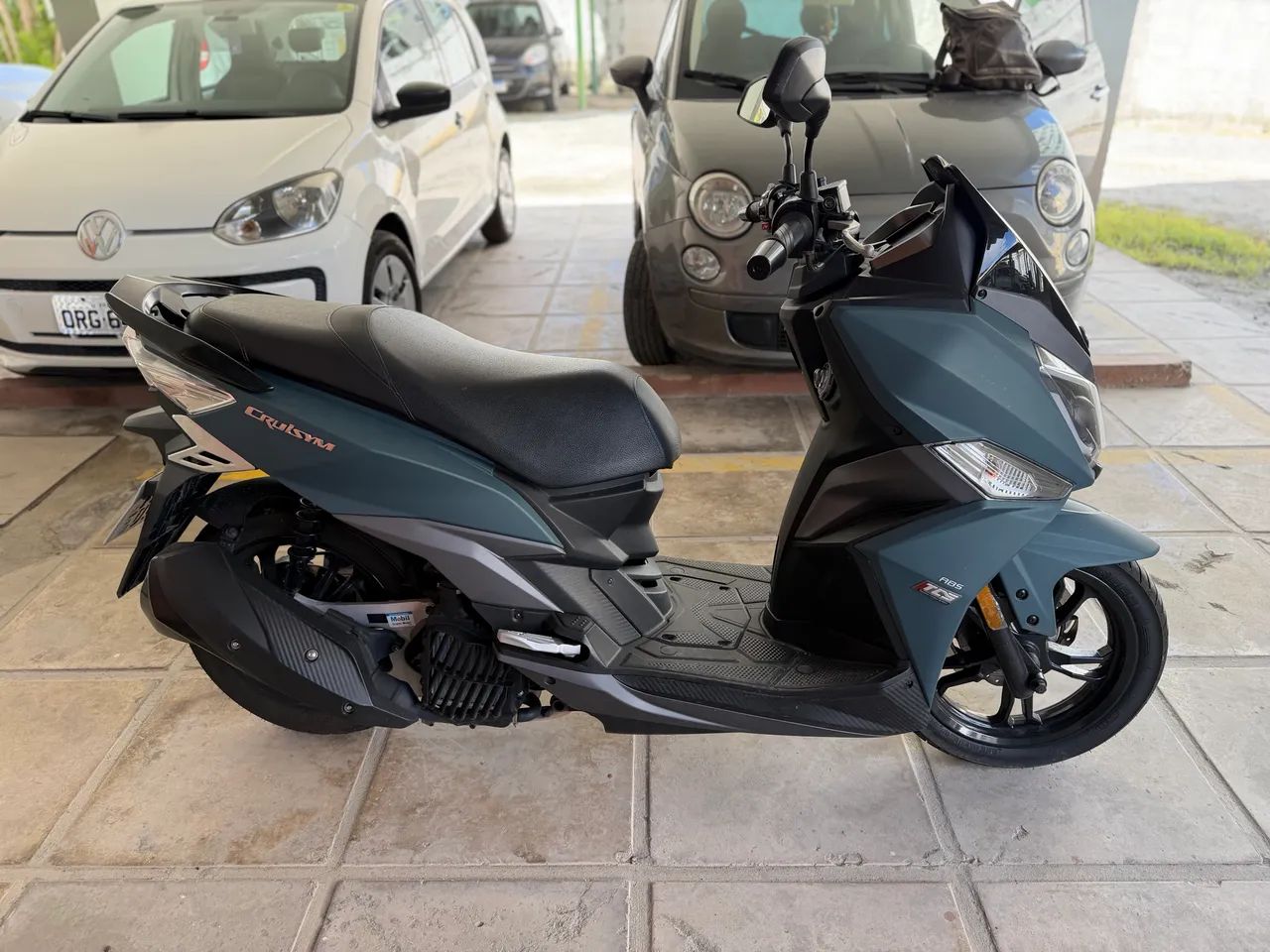 SCOOTER CRUISYM 150  - Foto 3