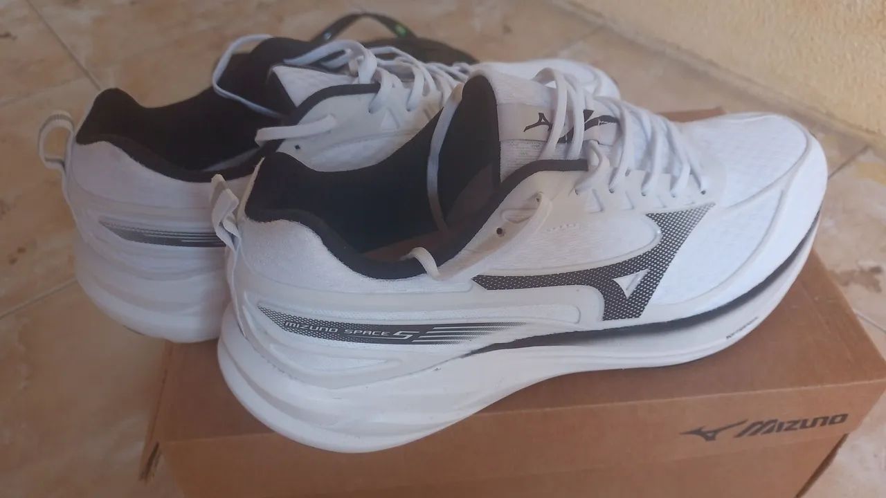 Mizuno space 5 original!