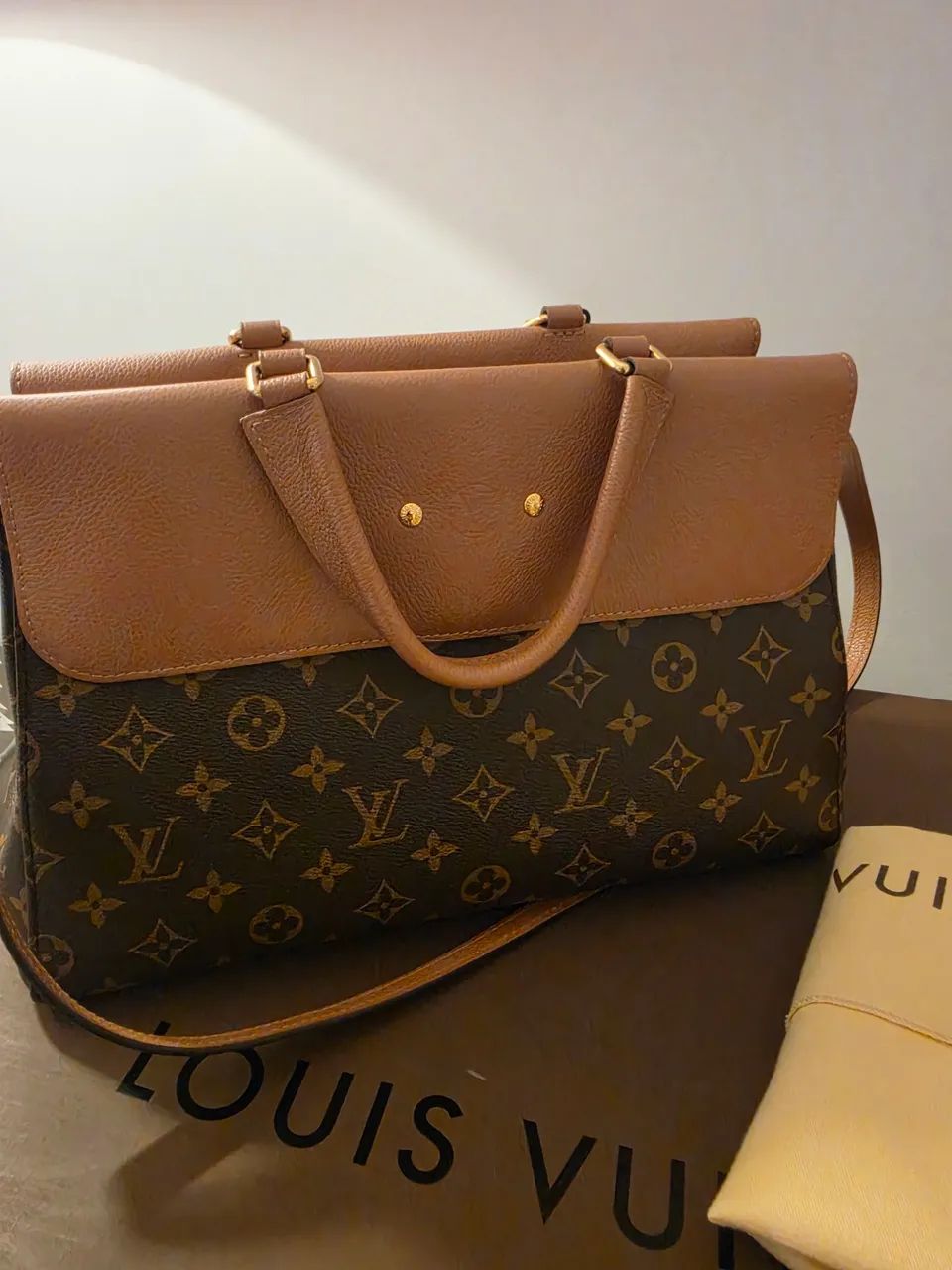 Bolsa Louis Vuitton Venus - original e impecavel - Foto 2