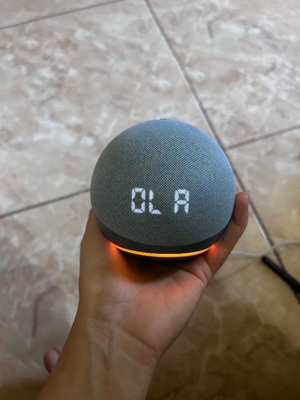 Echo Dot 4 com rel ógio  - Foto 2