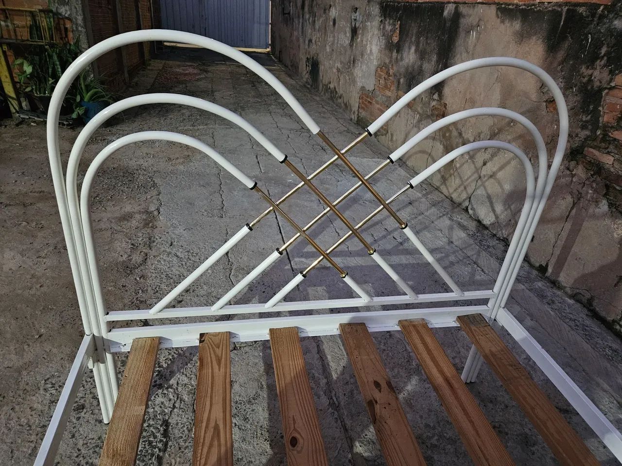 Cama tubular com colchão  - Foto 2