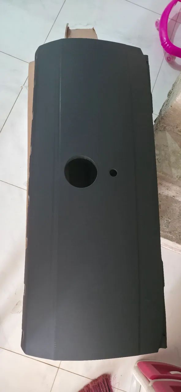 Tampa traseira Saveiro robust 22/23 original novo - Foto 3