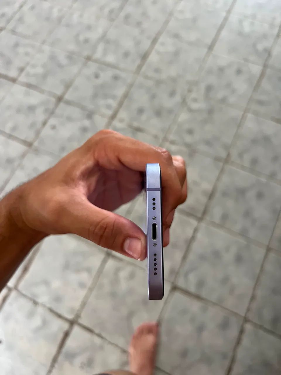 IPHONE 12 + carregador + capas - Foto 4