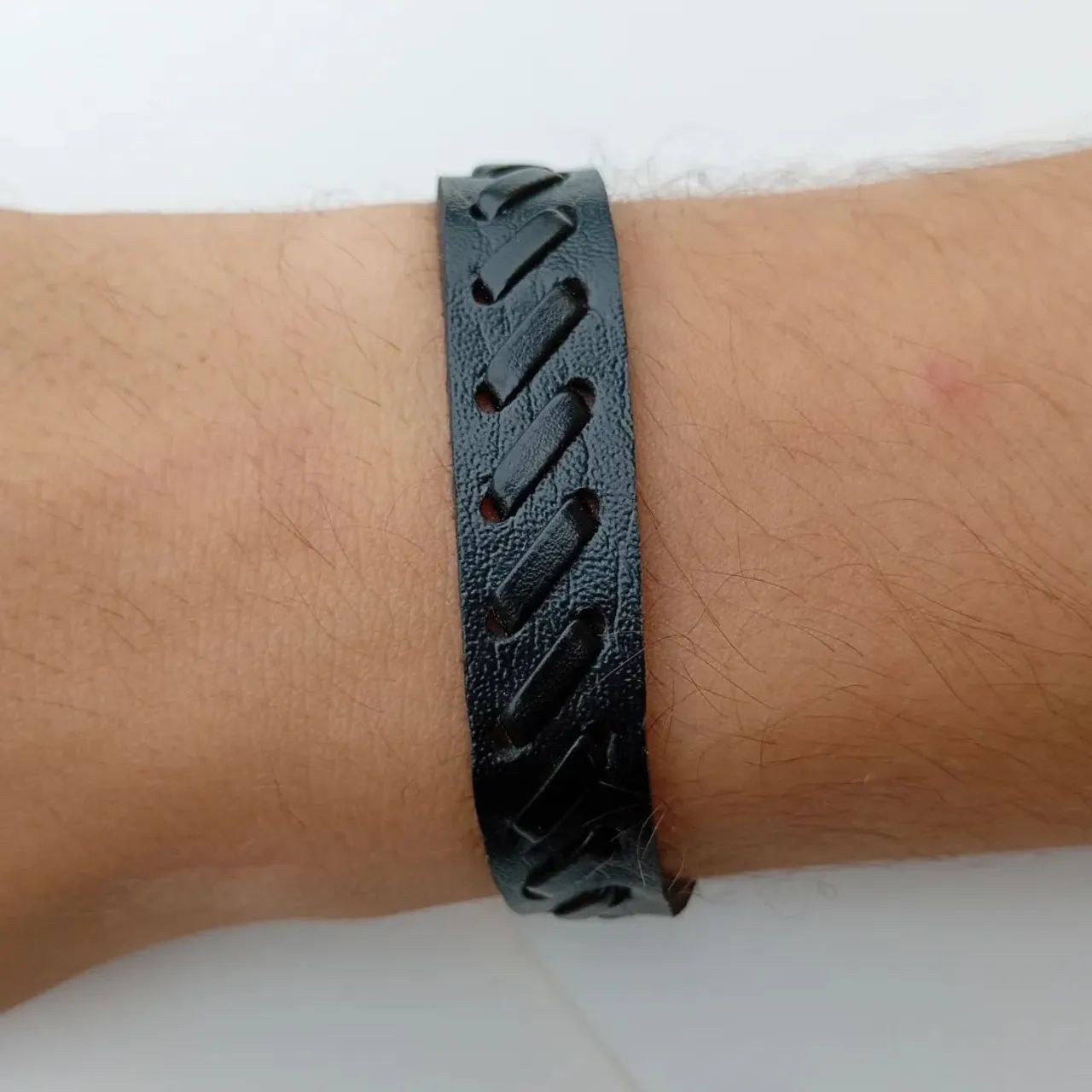 Pulseiras Masculinas Macramê e Miçangas Pretas - Foto 2