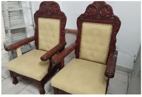 Kit com 2 Poltronas de Madeira Maciça Entalhada - Estilo Colonial - Foto 5