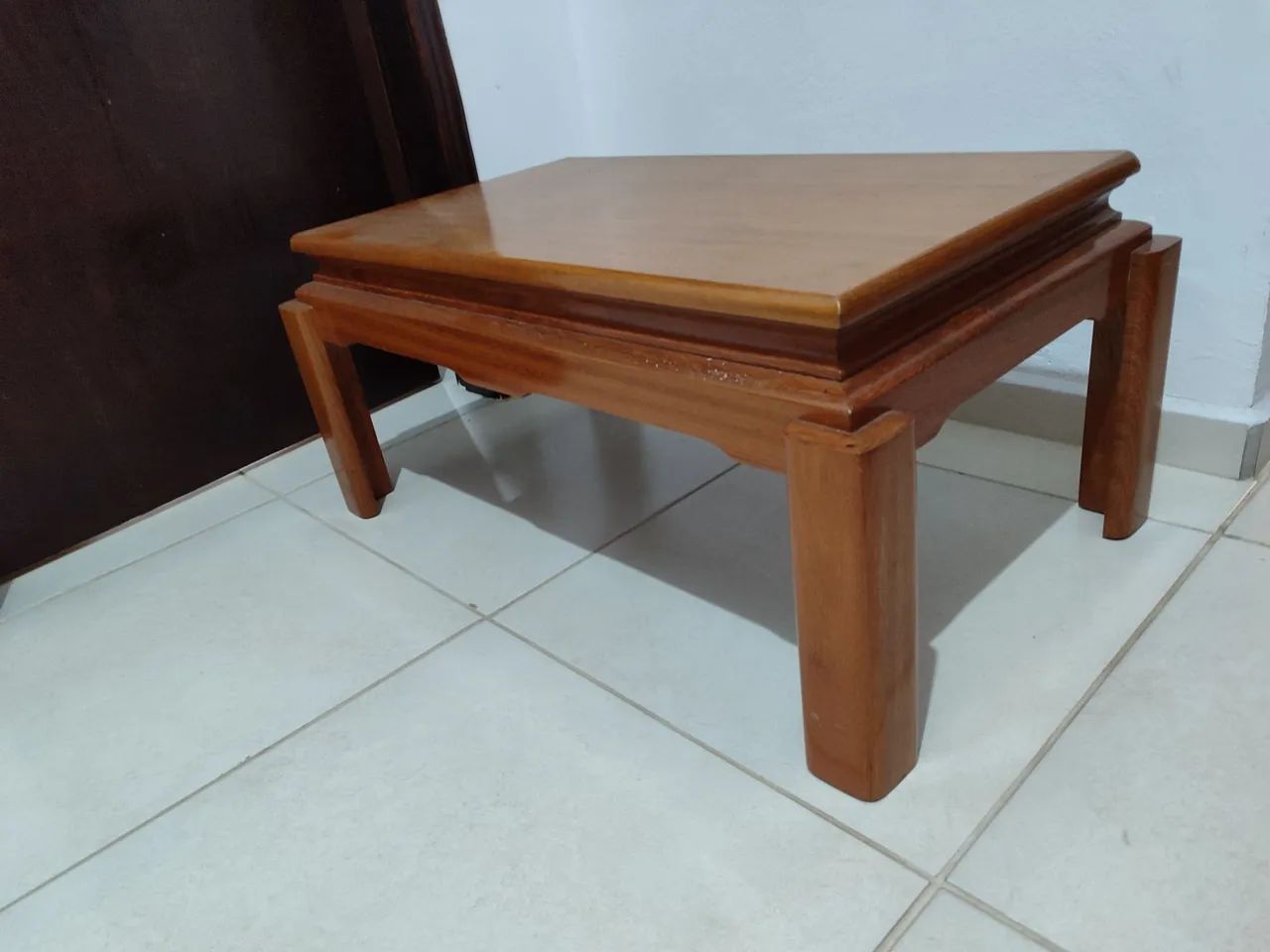 Mesa de Centro para sala. Madeira. - Foto 2