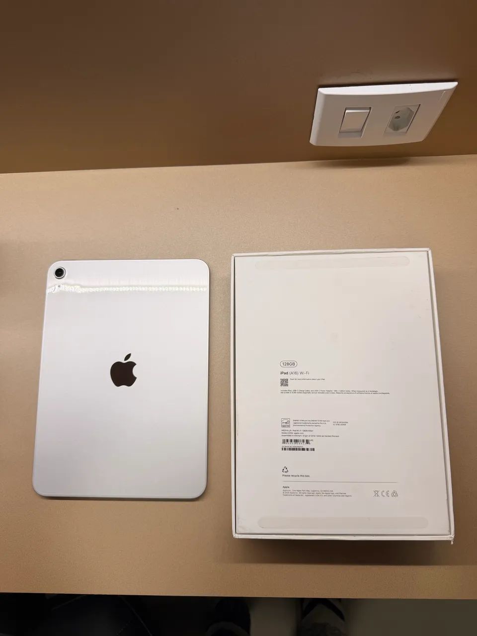 iPad 11 A 16 - Silver Prata - 128 GB