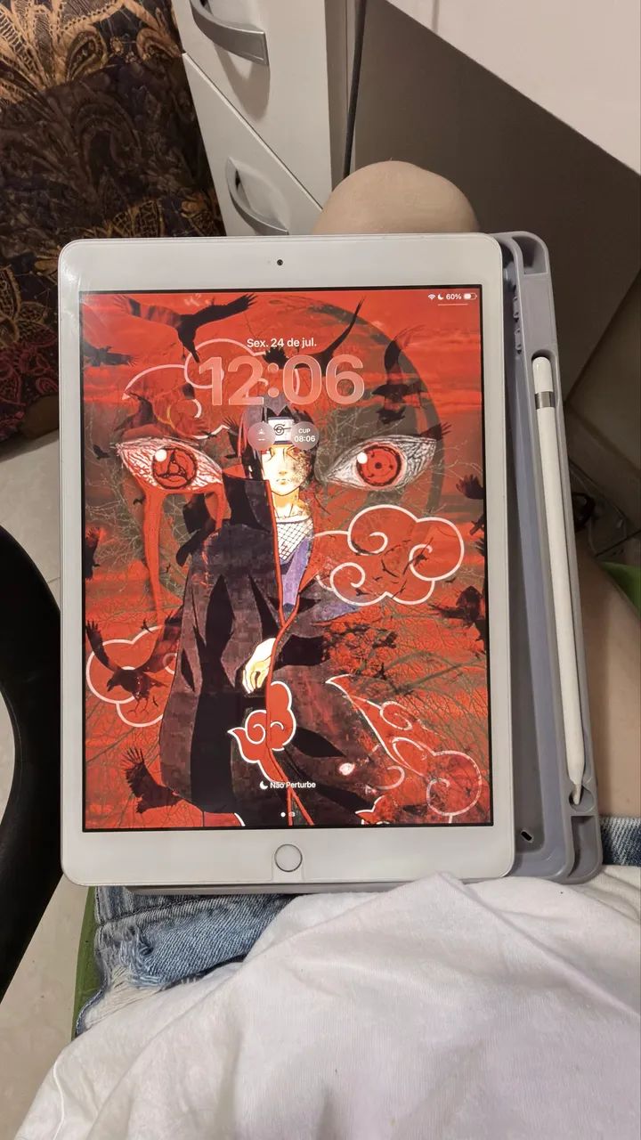 iPad série 8 de 32gb prata