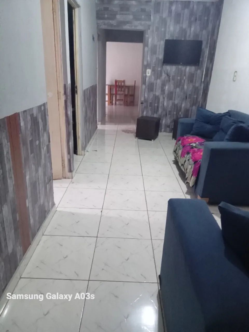 Casa reformada com 3 quartos, 2 salas, cozinha e quintal - Foto 5