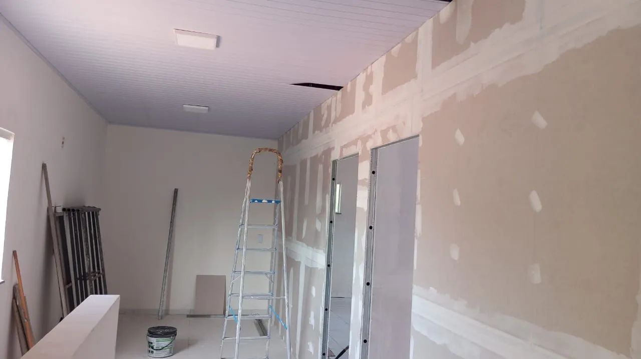 Forros pvc em amadeirado  e acartonado divisórias  - Foto 4