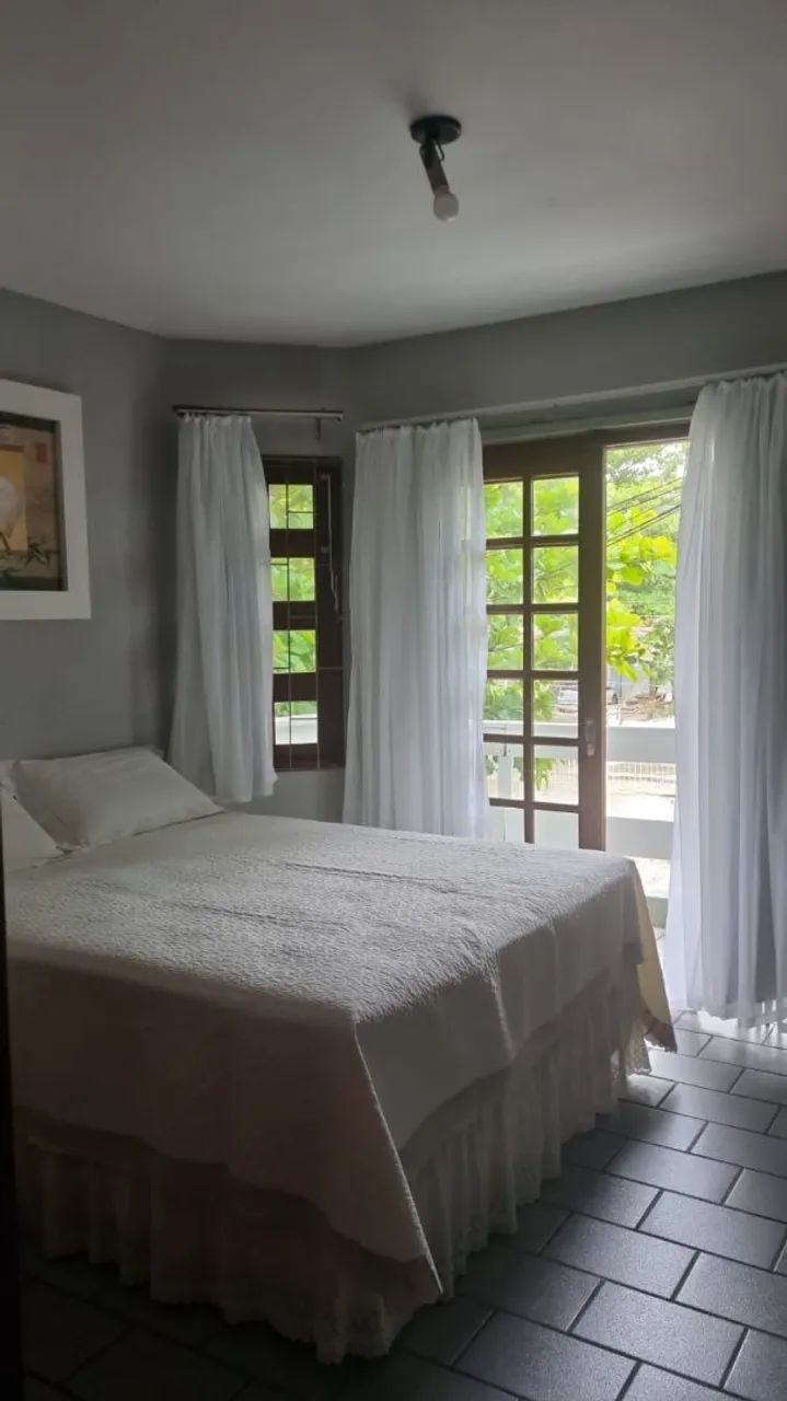 Alugo Temporada(Dúplex)Praia dos ingleses Florianópolis ,mais informações, *.