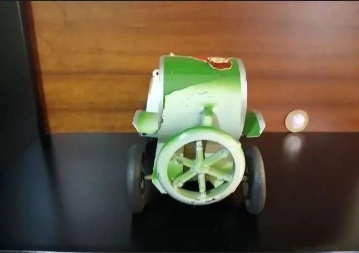 Carro antigo do fluminense de metal - Foto 4