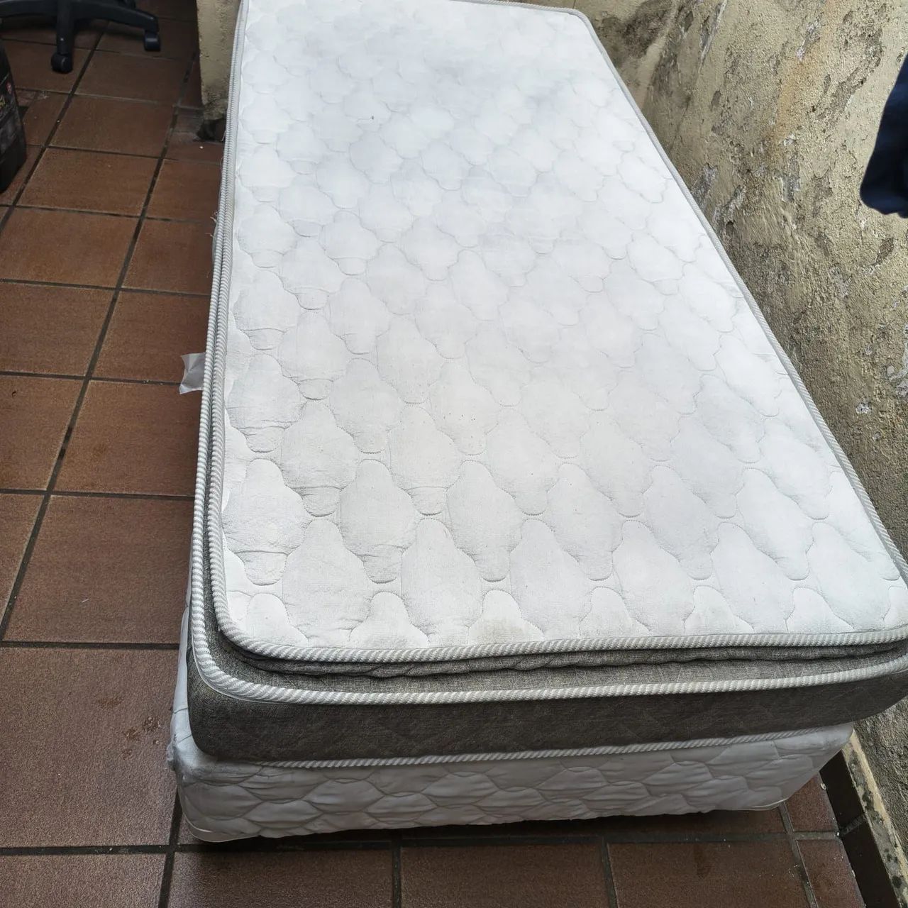 Box e colchão solteiro 88x1.88 espuma americanflex  - Foto 3