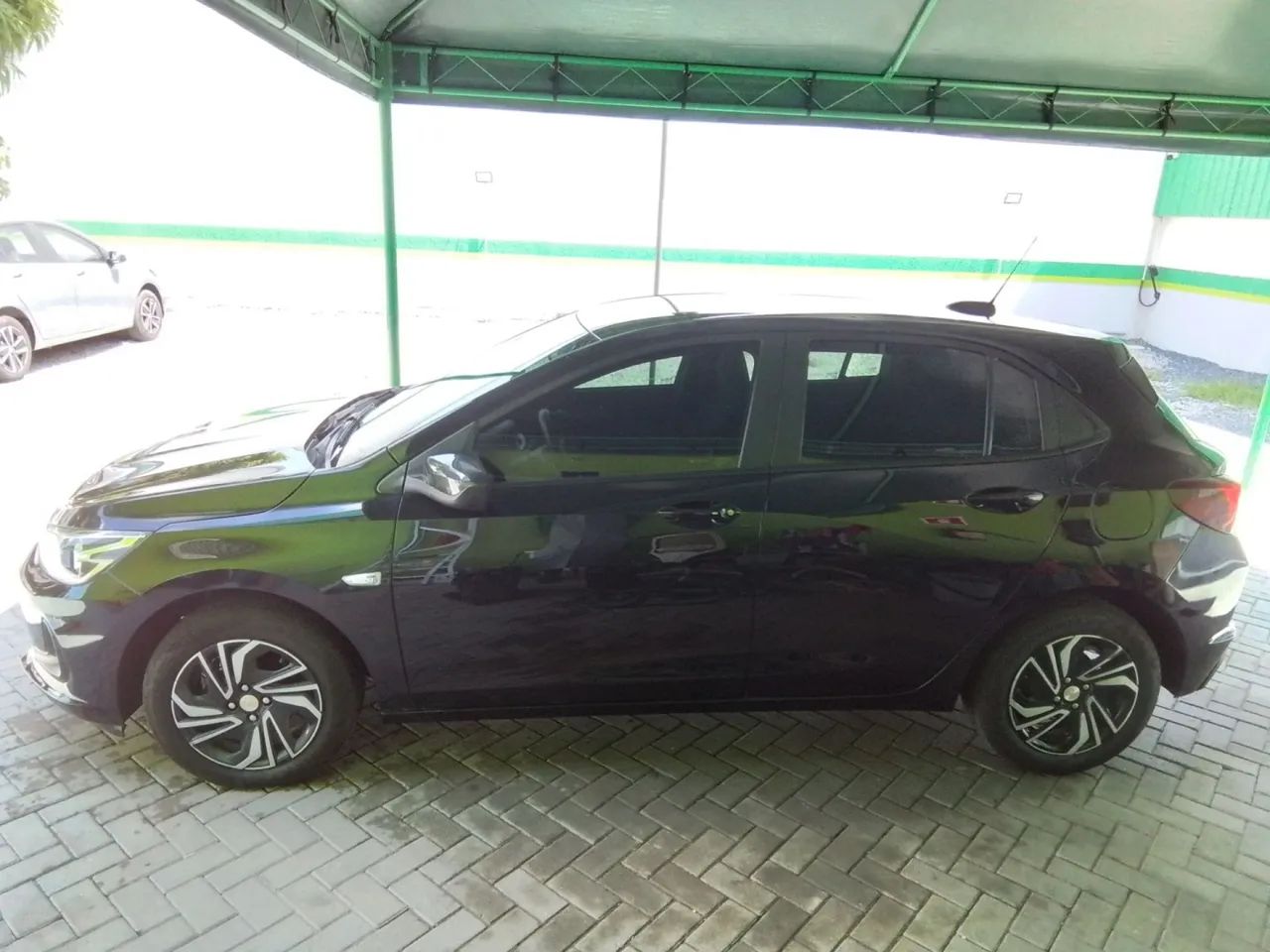 Chevrolet Onix Hatch LT 1.0 12V Flex Mec. 4P 2025 - Foto 2