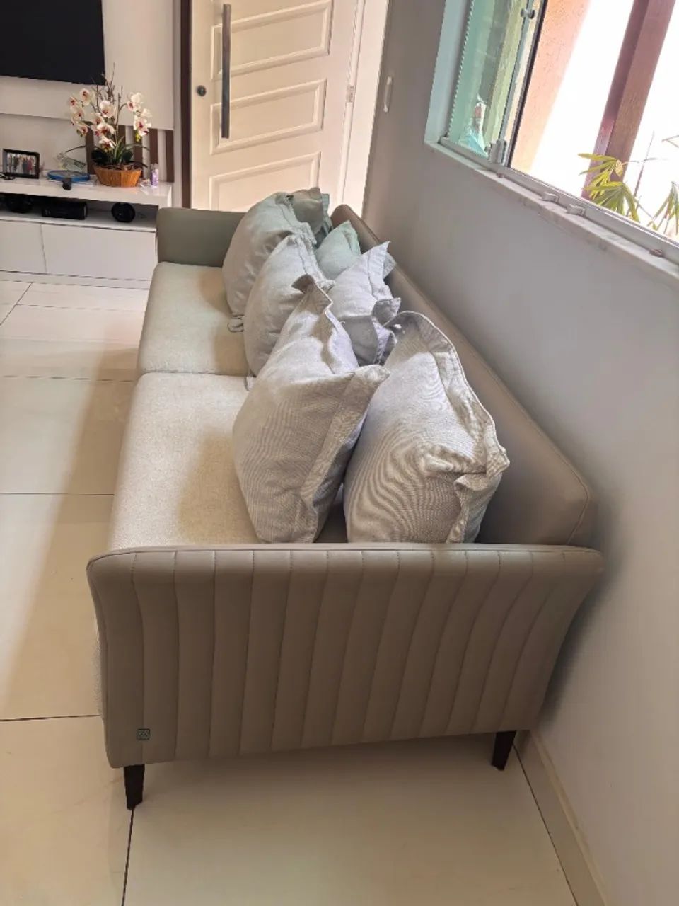 Sofá - 4 lugares em linho. - Foto 2