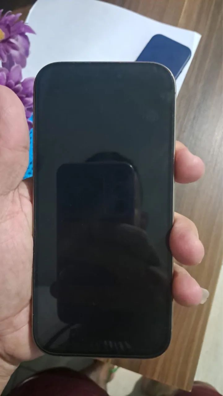 Iphone 16 Pro - Foto 3