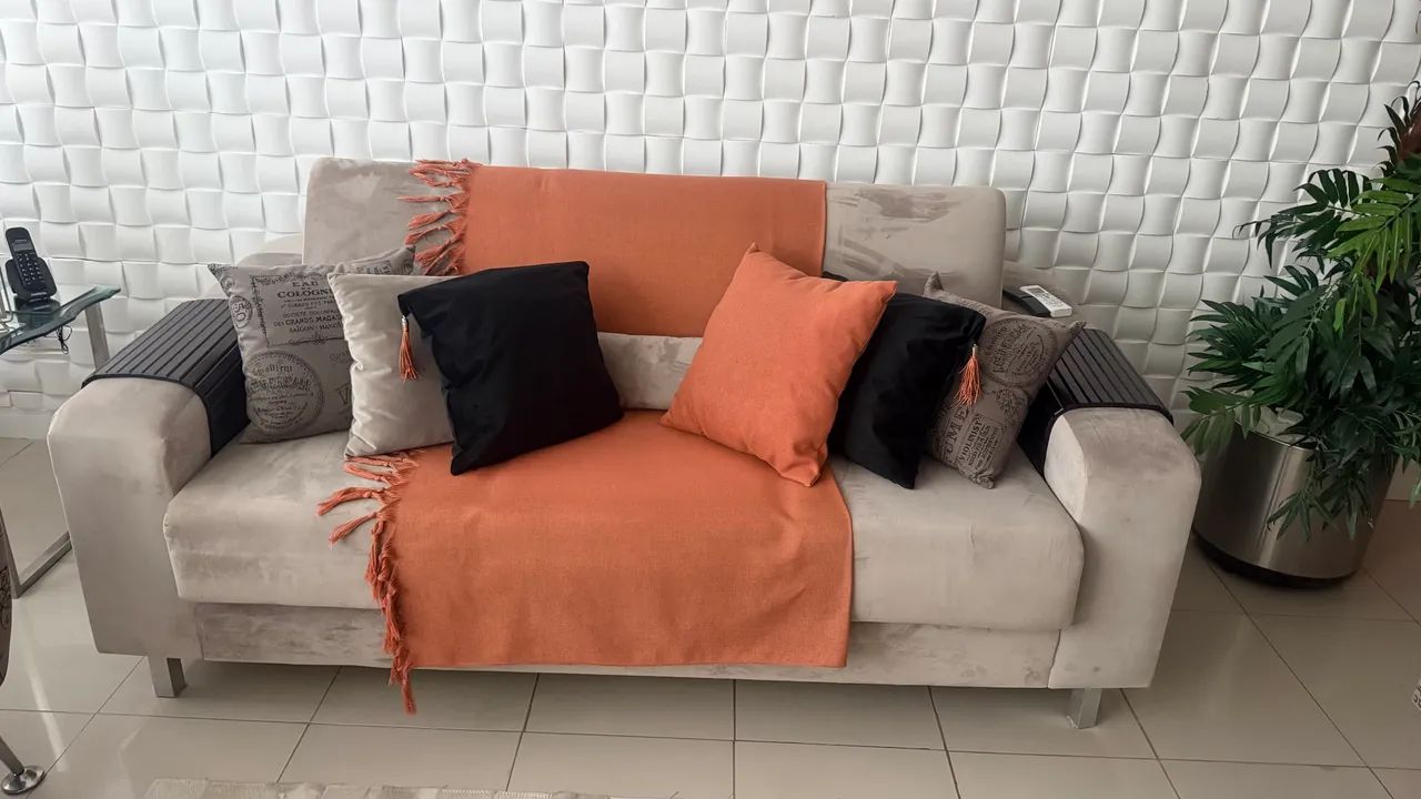 Sofá retrátil três lugares - Foto 4