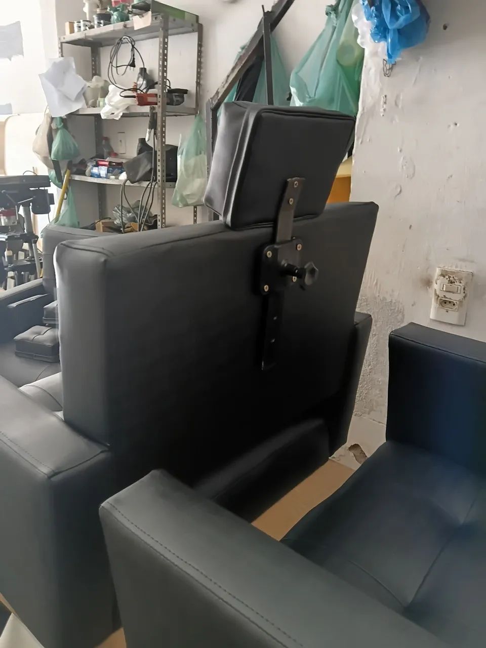 Cadeiras de salão nova a venda sem a base  - Foto 3