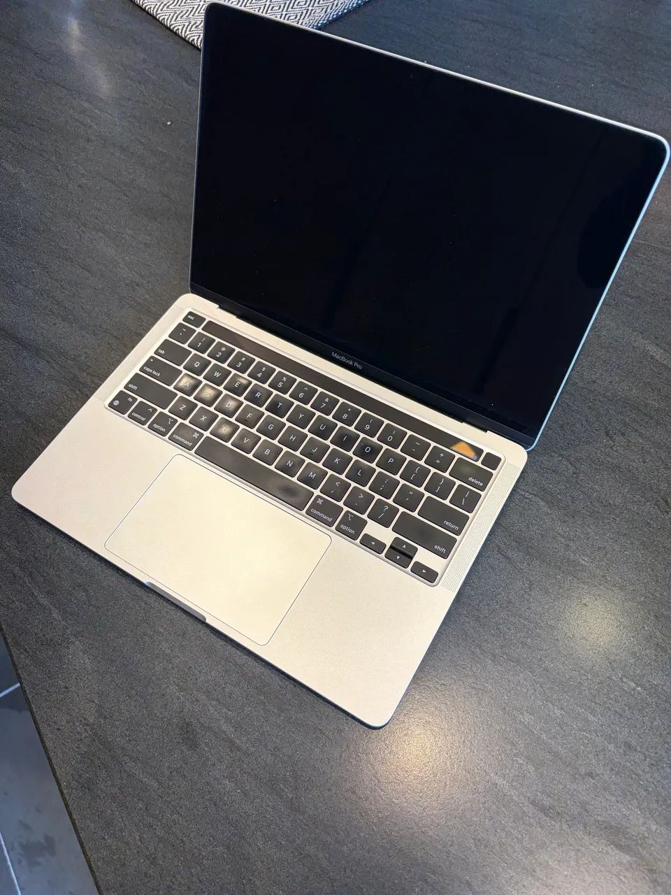 MacBook Pro M1 2020 | 16GB RAM | 256 GB SSD - Notebooks - Bela