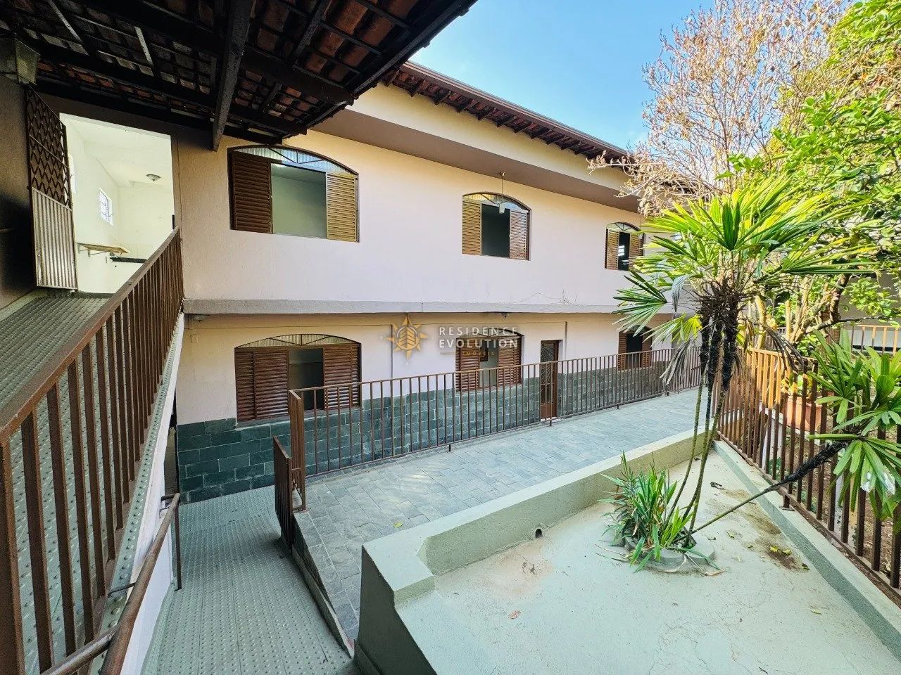 CASA DUPLEX | 6 QUARTOS | 2 SUÍTES | LOTE 360M² - Foto 3