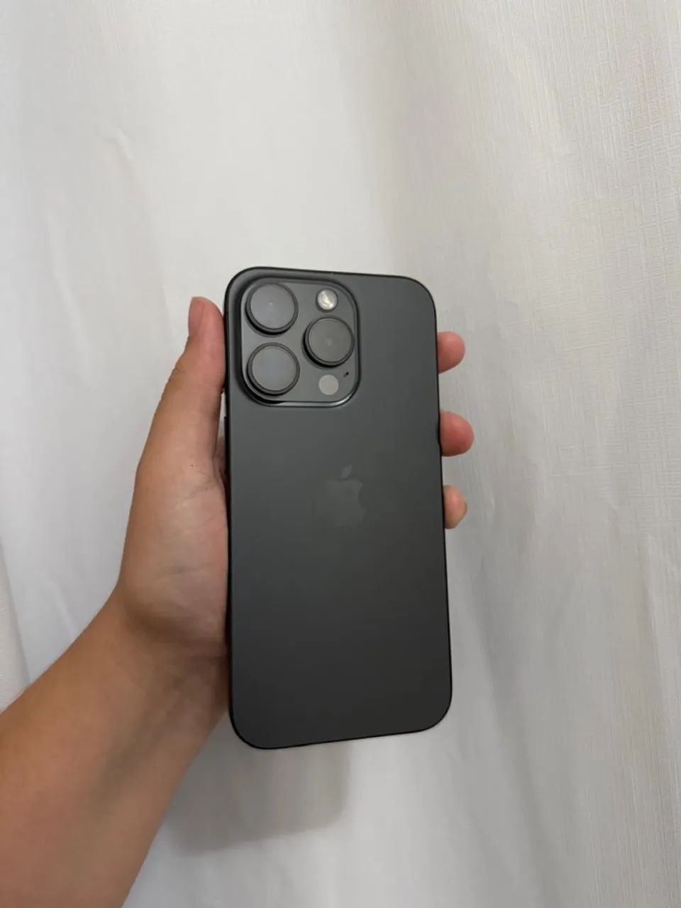 IPHONE 15 PRO IMPECÁVEL 