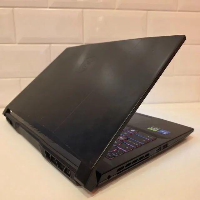 Notebook MSI Katana i7 12th - 16Gb Ram - RTX 4070 (8Gb) - 1Tb SSD